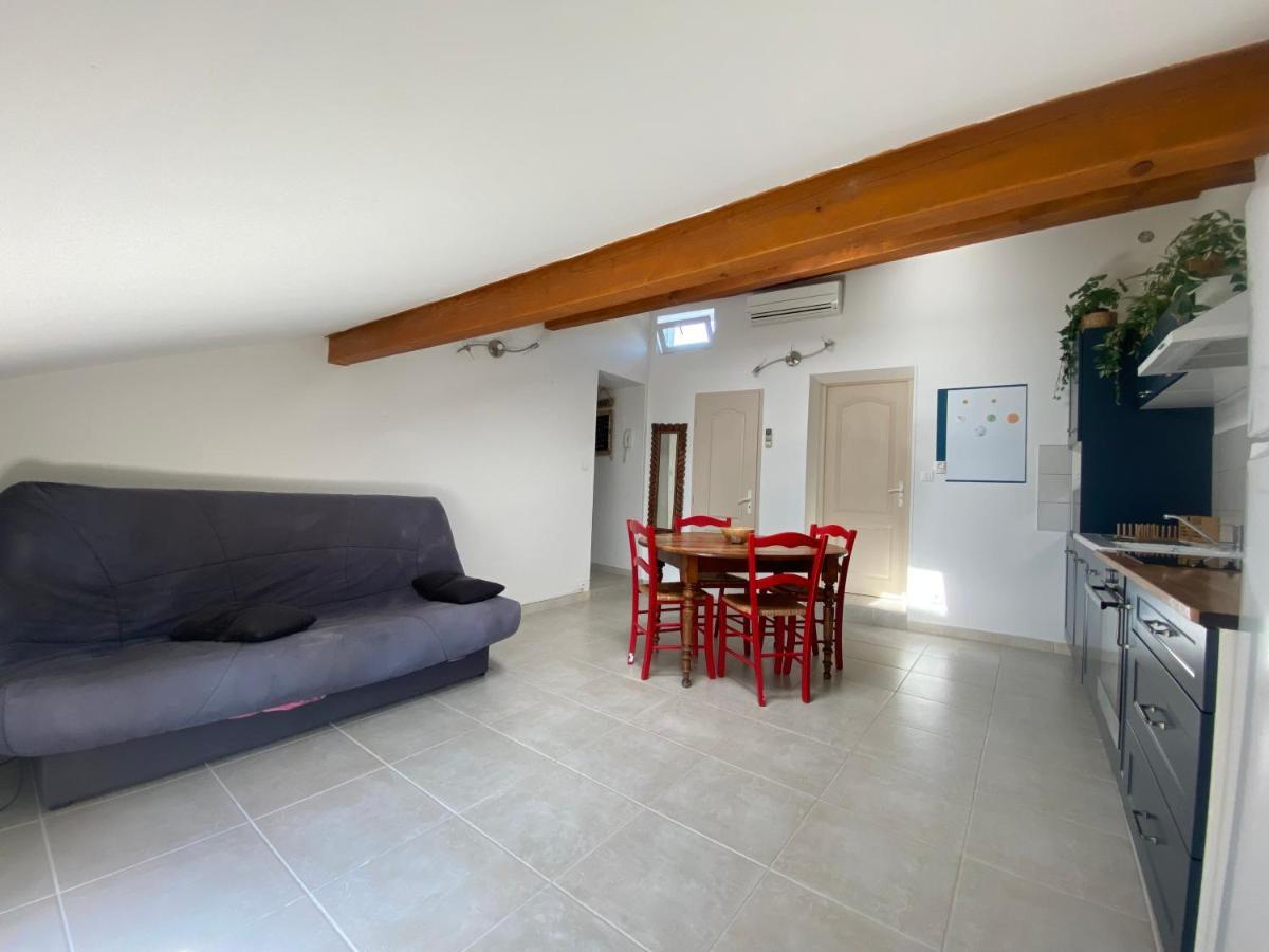 Appartement Climatise Au Pied Du Mont Ventoux Malemort-du-Comtat المظهر الخارجي الصورة